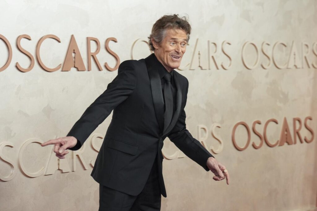 Galleria foto 'Oscar 2025, tutti i look del red carpet: da Zoe Saldana a Mickey Madison' - foto 2