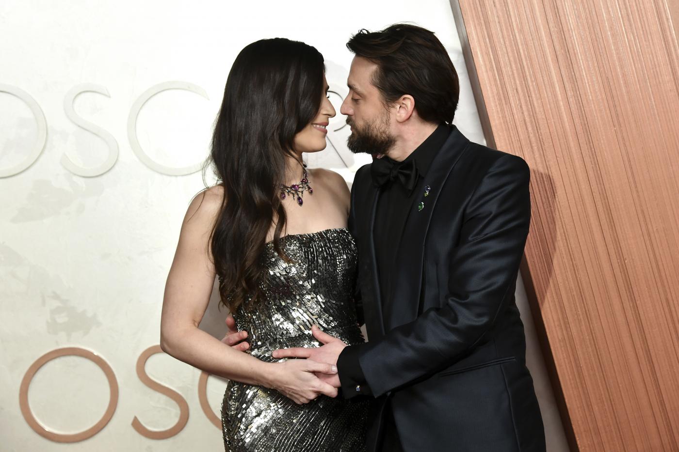 Oscar 2025, Kieran Culkin vince e chiede alla moglie altri figli