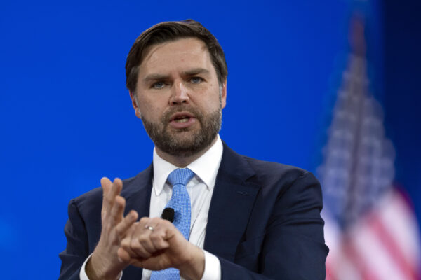 Il vicepresidente JD Vance alla Conservative Political Action Conference, CPAC