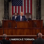 Applausi per Trump all’arrivo in Congresso: “L’America è tornata”