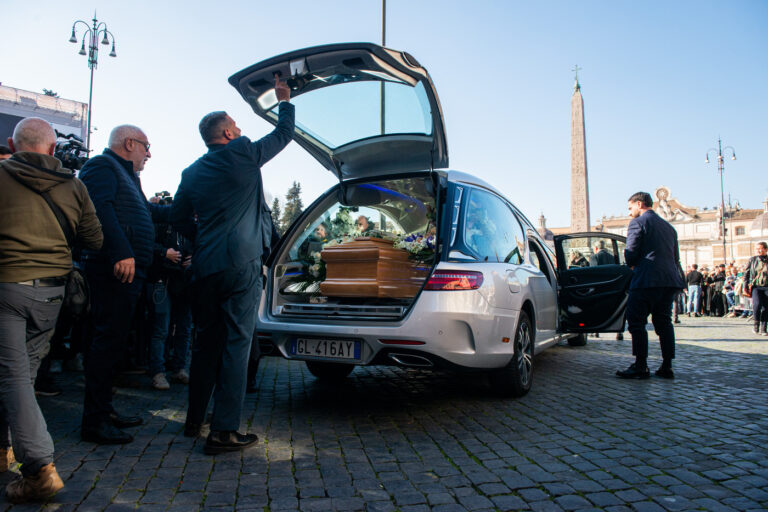 Funerali Eleonora Giorgi alla chiesa degli artisti in Piazza del Popolo a Roma