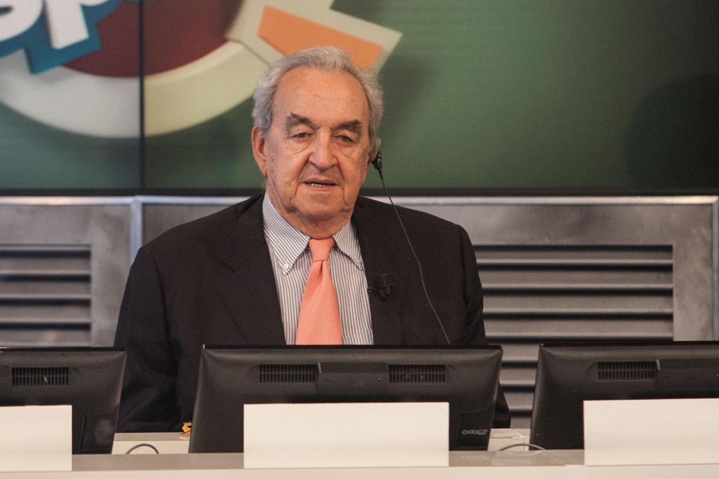 È morto Bruno Pizzul, storica voce della Nazionale di calcio È morto Bruno Pizzul, storica voce della Nazionale di calcio