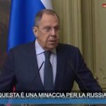 Russia, Lavrov: “Le parole di Macron sono una minaccia per noi”