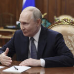 Ucraina, Lavrov paragona Macron a Hitler e Napoleone