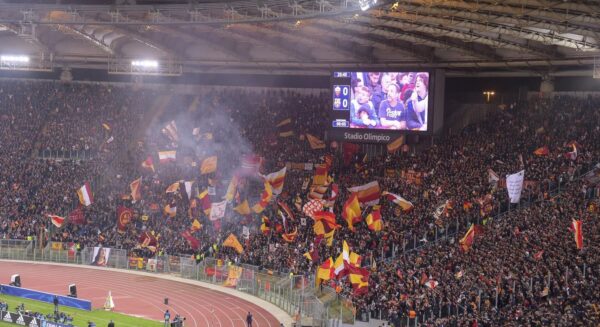 Ultras, accertamenti della Questura su striscioni della Curva Sud romanista