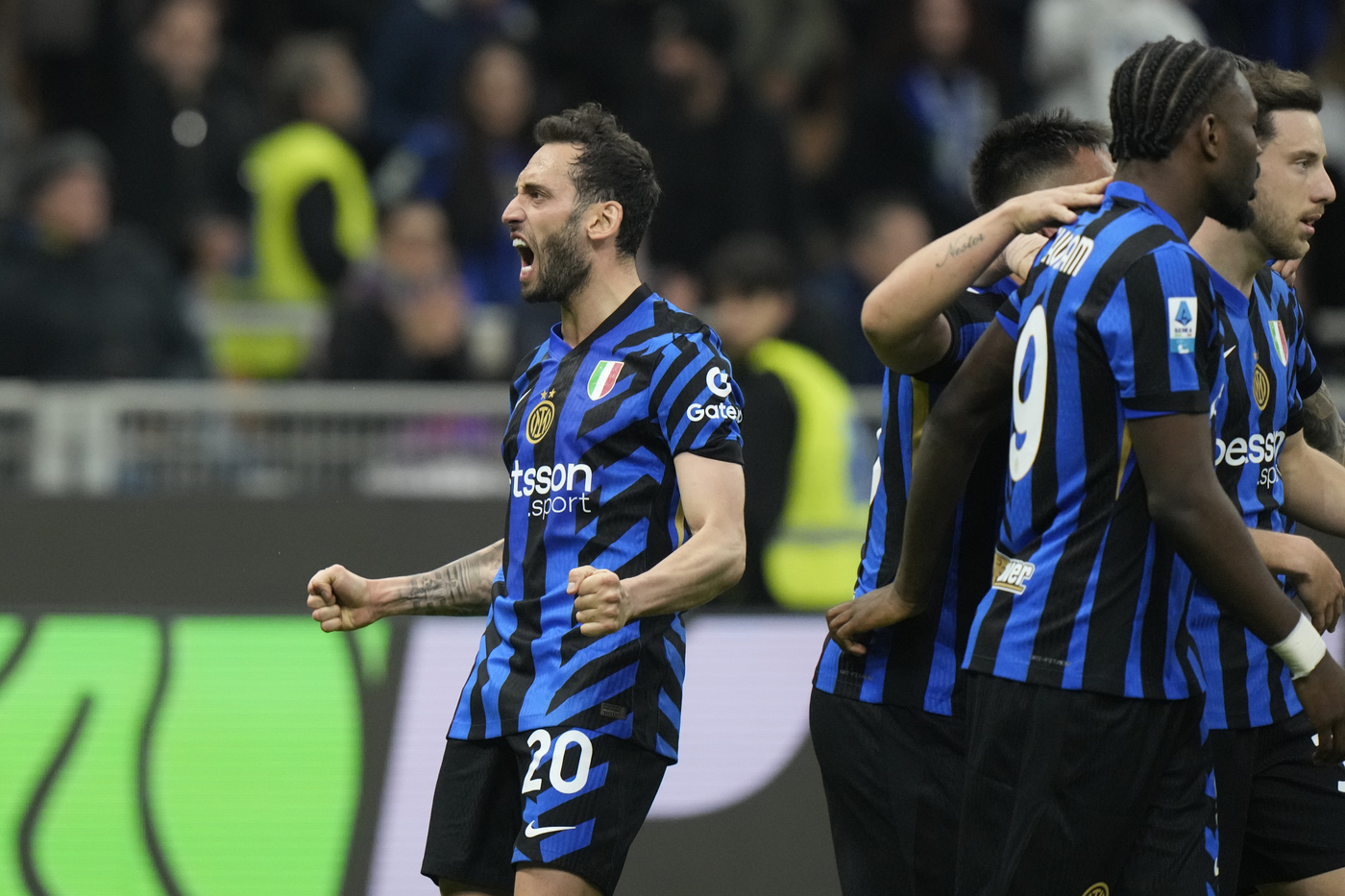Serie A, Inter-Monza 3-2: Inzaghi rimonta Nesta e allunga in vetta