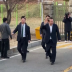 Corea del Sud, il presidente Yoon lascia il carcere di Seul