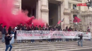 8 marzo, blitz studenti al MIM: “Valditara maledetto distruggi scuola e diritti”