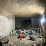 Napoli, grotta scavata nel tufo nasconde discarica di auto