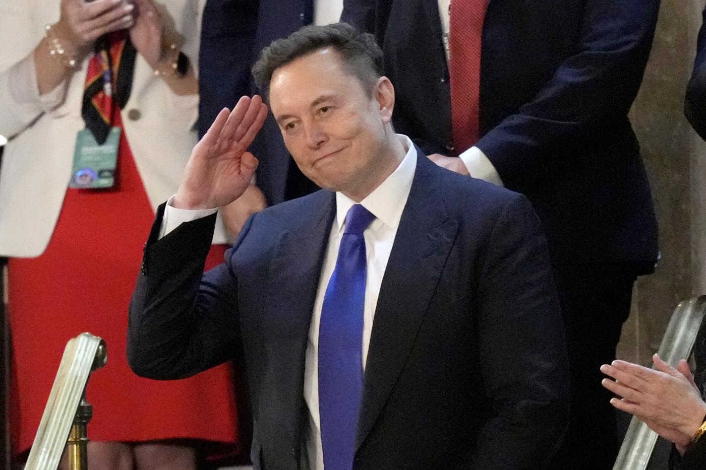 Ucraina, Musk: “Starlink non spegnerà mai i suoi terminali”