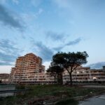 Napoli, crollo alla Vela Rossa di Scampia: nessun ferito. Evacuate 47 famiglie