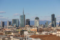 La skyline di Milano. In Senato è stato rinviato il termine per gli emendamenti al 'Salva Milano', la norma per sbloccare i cantieri nella città lombarda