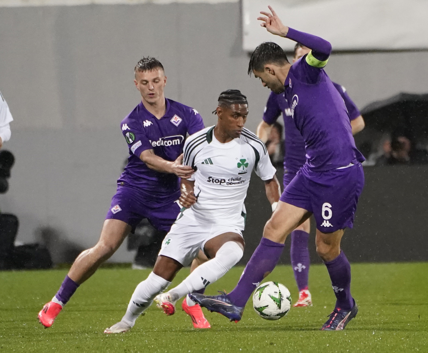 Conference League, Fiorentina Panathinaikos 3 1: viola ai quarti