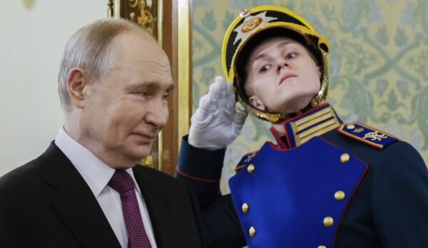 Ucraina, Putin: “Sì a tregua ma solo se porta a pace duratura”. Trump: “Parole promettenti”