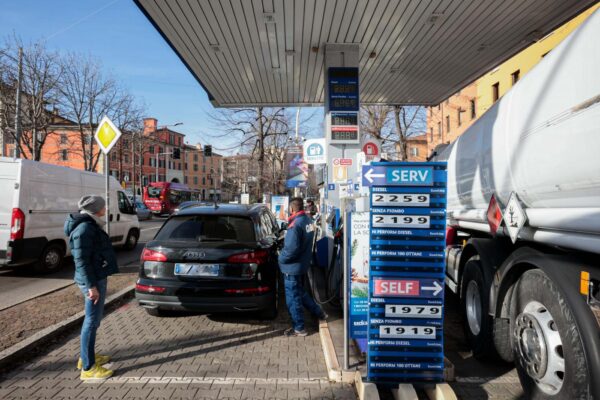 Accise diesel e benzina, approvata riforma sul riordino: ecco cosa cambia