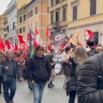 Difesa Ue, Roma: in centinaia in piazza Barberini per manifestare contro il riarmo