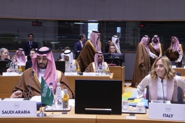 Italia-Arabia Saudita, Meloni sente Bin Salman: focus su pace in Ucraina