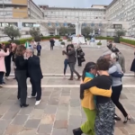 Papa Francesco, una preghiera sulle note del tango al Gemelli