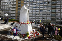 Papa Francesco - Papa al Gemelli: la preghiera dei bambini