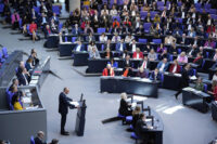 Il Bundestag in Germania che ha approvato la riforma del freno al debito per aumentare gli investimenti in difesa