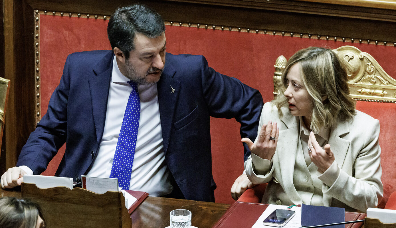 Ue, telefonata tra Meloni e Salvini. I due scherzano su presunti litigi: “Lega collante della maggioranza”