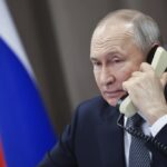 Ucraina, Financial Times: “Putin offre di fermare guerra lungo linea del fronte”