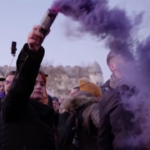 Ungheria, proteste dopo l’approvazione della legge che vieta gli eventi della comunità LGBTQ+