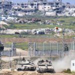 Gaza, nuovi raid sulla Striscia: uccisi 183 bambini. Idf lancia operazione di terra