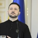Ucraina, Zelensky: “Nessun compromesso sugli aiuti, parlerò su Trump per i prossimi passi”