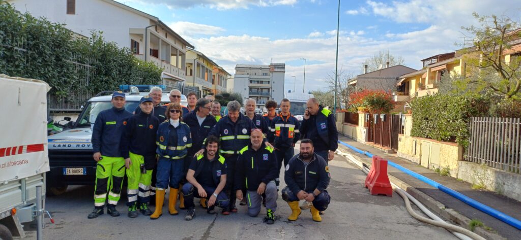 Maltempo Toscana, rientrati nelle Marche i 18 volontari di Protezione civile