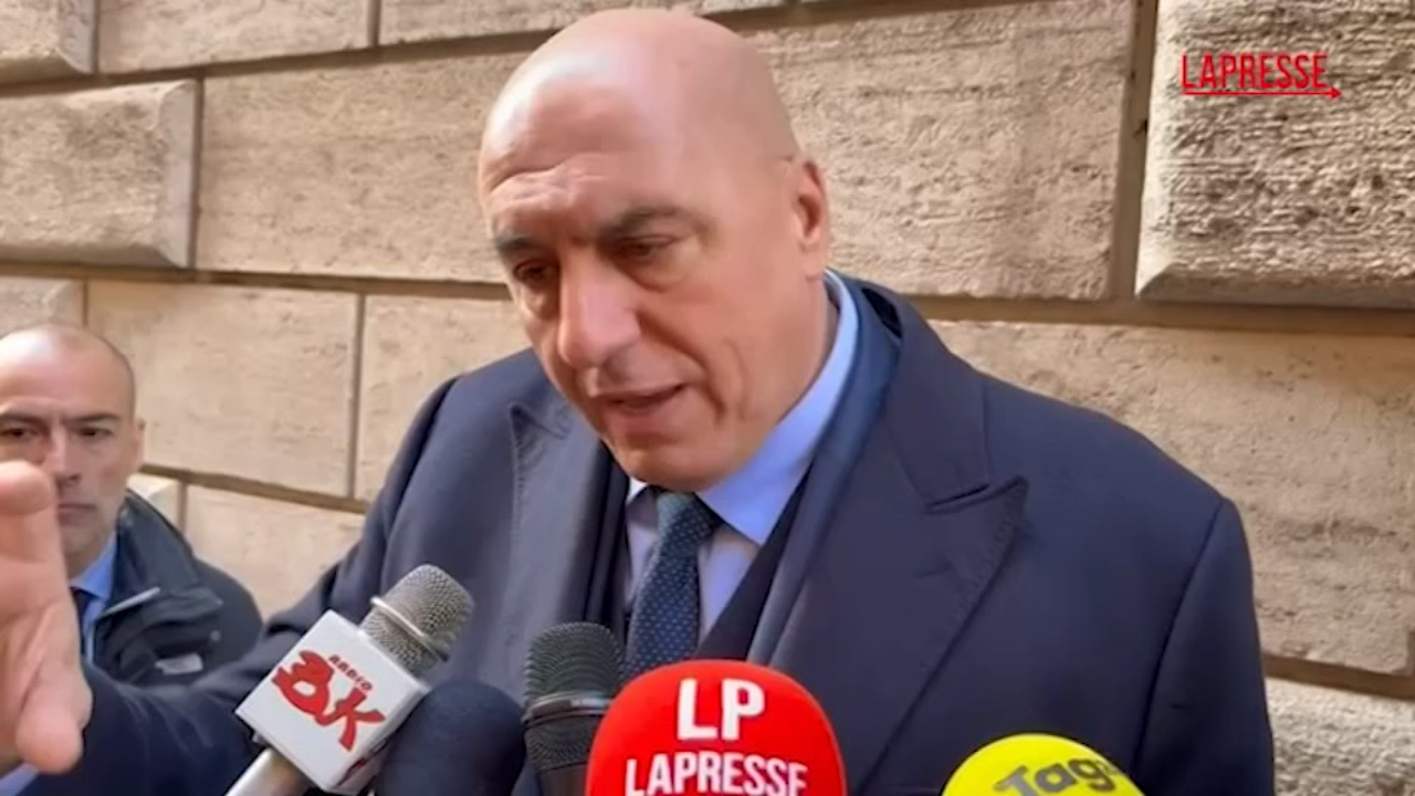 Riarmo, Crosetto cita Boskov: “Tensioni con Lega? Problema c’è quando voto contrario”