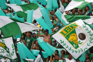 Tifosi del Club Leon durante una partita