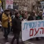 Ostaggi israeliani, manifestanti ancora in piazza a Gerusalemme