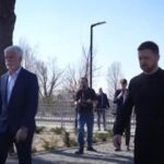 Ucraina, presidente ceco Pavel a Kiev: con Zelensky al memoriale dei caduti a Moschchun
