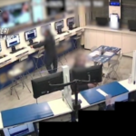 Milano, rapina in sala slot con pistola e martello: quattro arresti