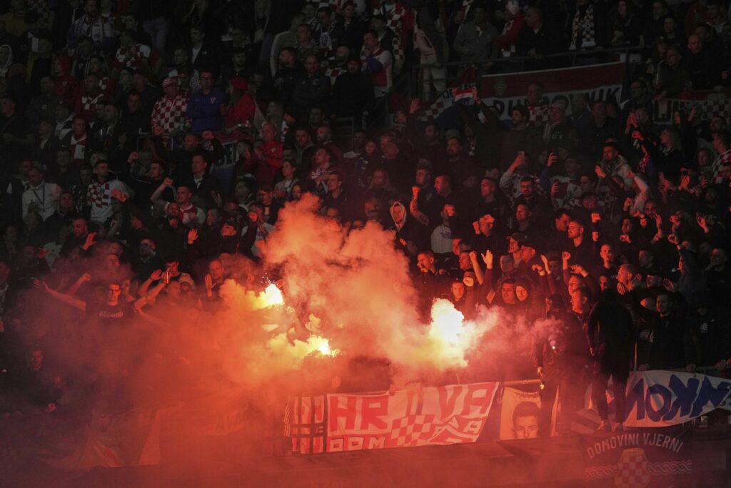 Nations League, 7 tifosi croati arrestati per saluti nazisti prima di Francia Croazia