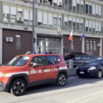 Milano, incendio al carcere Beccaria: vigili del fuoco sul posto