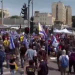 Israele, proteste fuori dall’ufficio di Benjamin Netanyahu