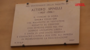 Ue, omaggio del centrosinistra alla targa per Altiero Spinelli a Roma