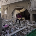 Gaza, almeno 23 morti in attacchi israeliani