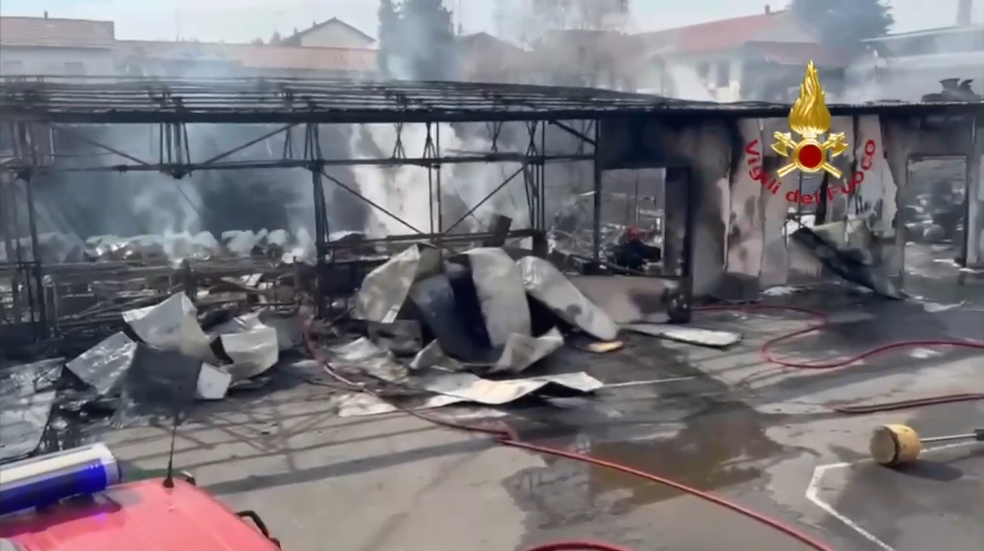 Milano, esplosione allo Stabilimento Perfetti a Lainate: nessun ferito