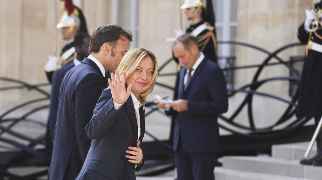 Ucraina, Macron dopo vertice volenterosi: “Prepararsi ad agire da soli”