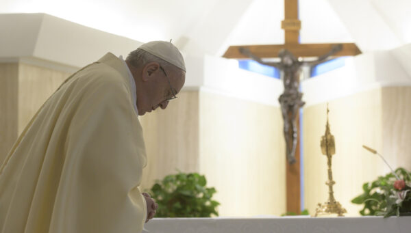 Papa Francesco, Santa Sede: “Presenza a Pasqua in base a miglioramenti”