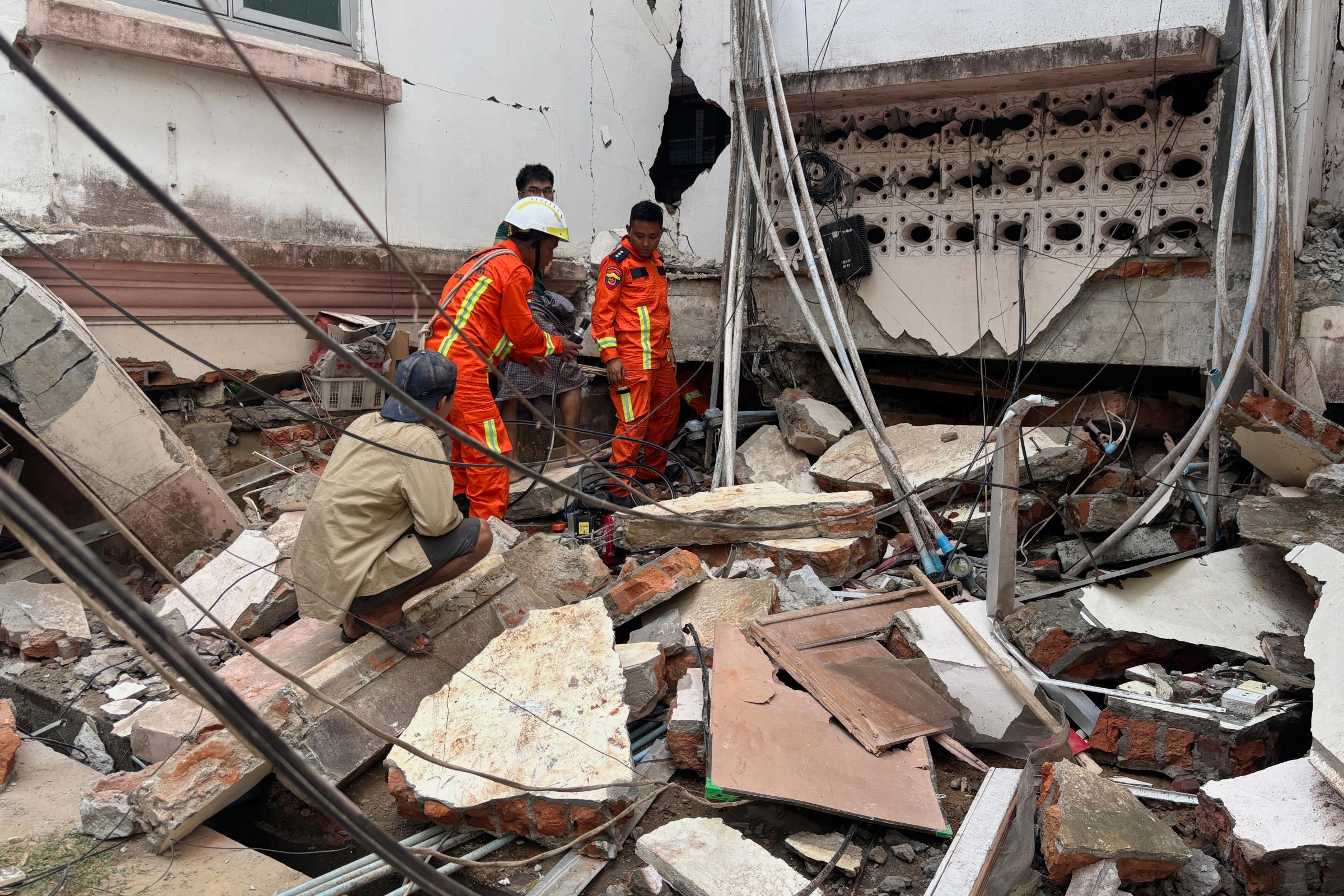 Terremoto in Myanmar e Thailandia, si temono migliaia di morti
