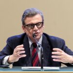 Ucraina, l’ambasciata russa contro Calenda: “Il tatuaggio del tridente è da seguace dei nazisti”