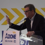 Calenda: “Conte populista di destra, lui e Salvini la stessa cosa”