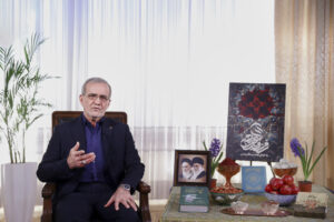 Il presidente dell'Iran, Masoud Pezeshkian