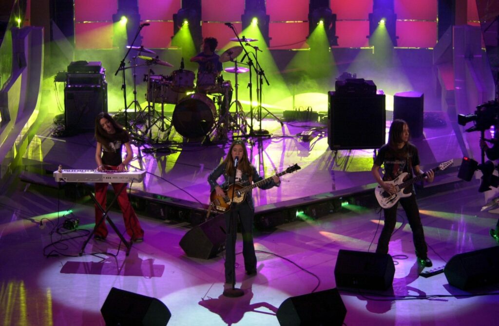 Galleria foto 'Jessica Morlacchi, prima del Grande Fratello con i Gazosa a Sanremo: foto e video' - foto 2