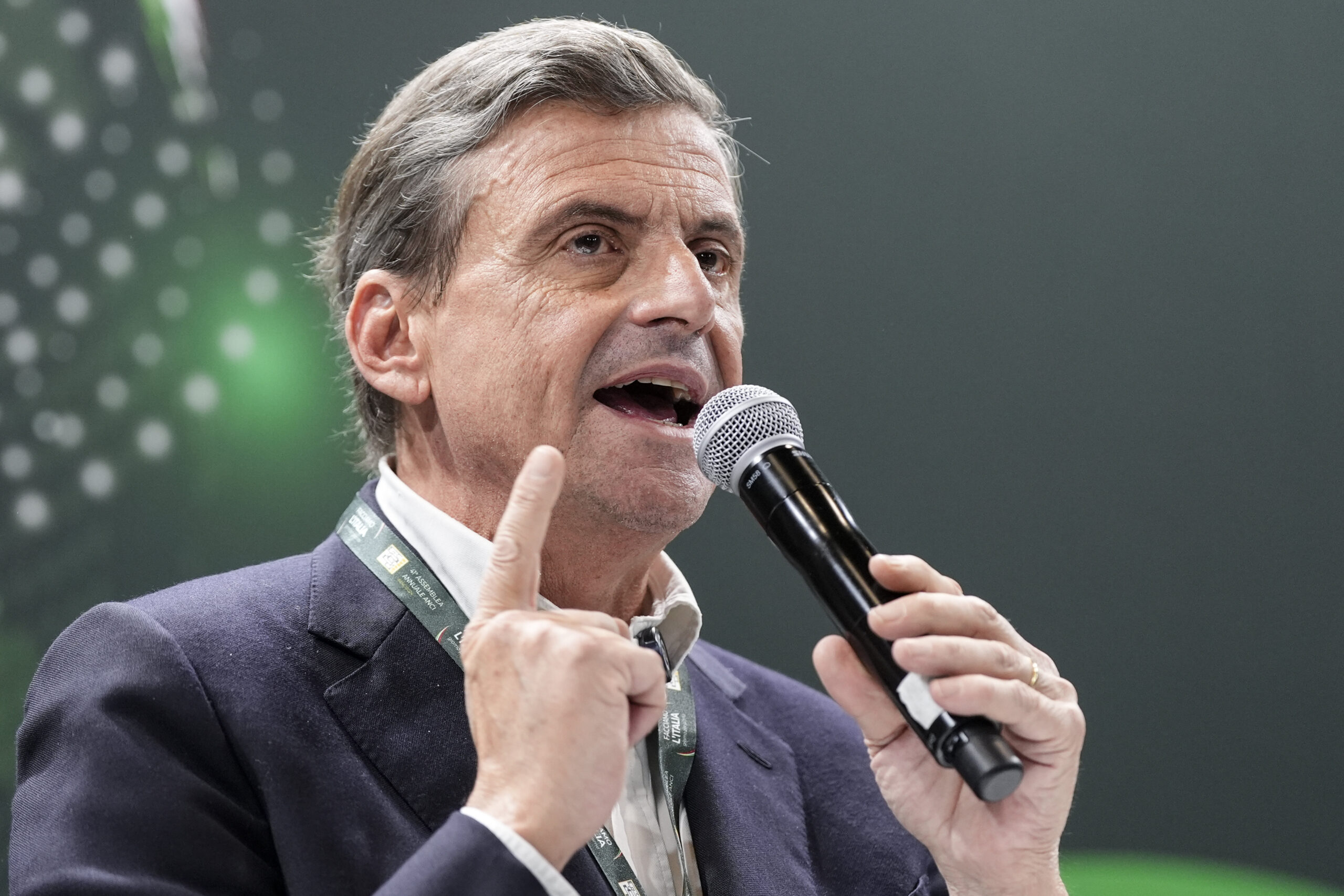 Governo, Calenda: “Nessun flirt con Meloni, solo confronto”