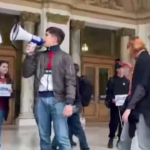 Università, gli studenti di ‘Cambiare Rotta’ contestano la ministra Bernini